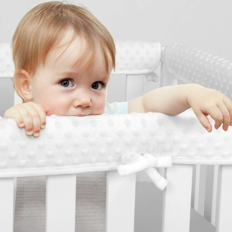 tour de lit bebe mordille rebord blanc